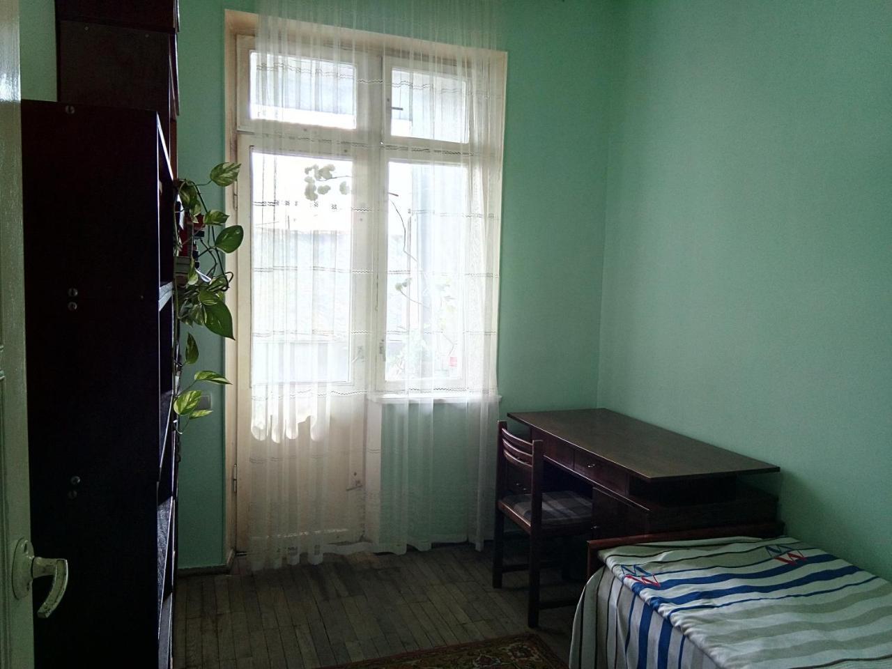 Room In The Centre Ереван Екстериор снимка