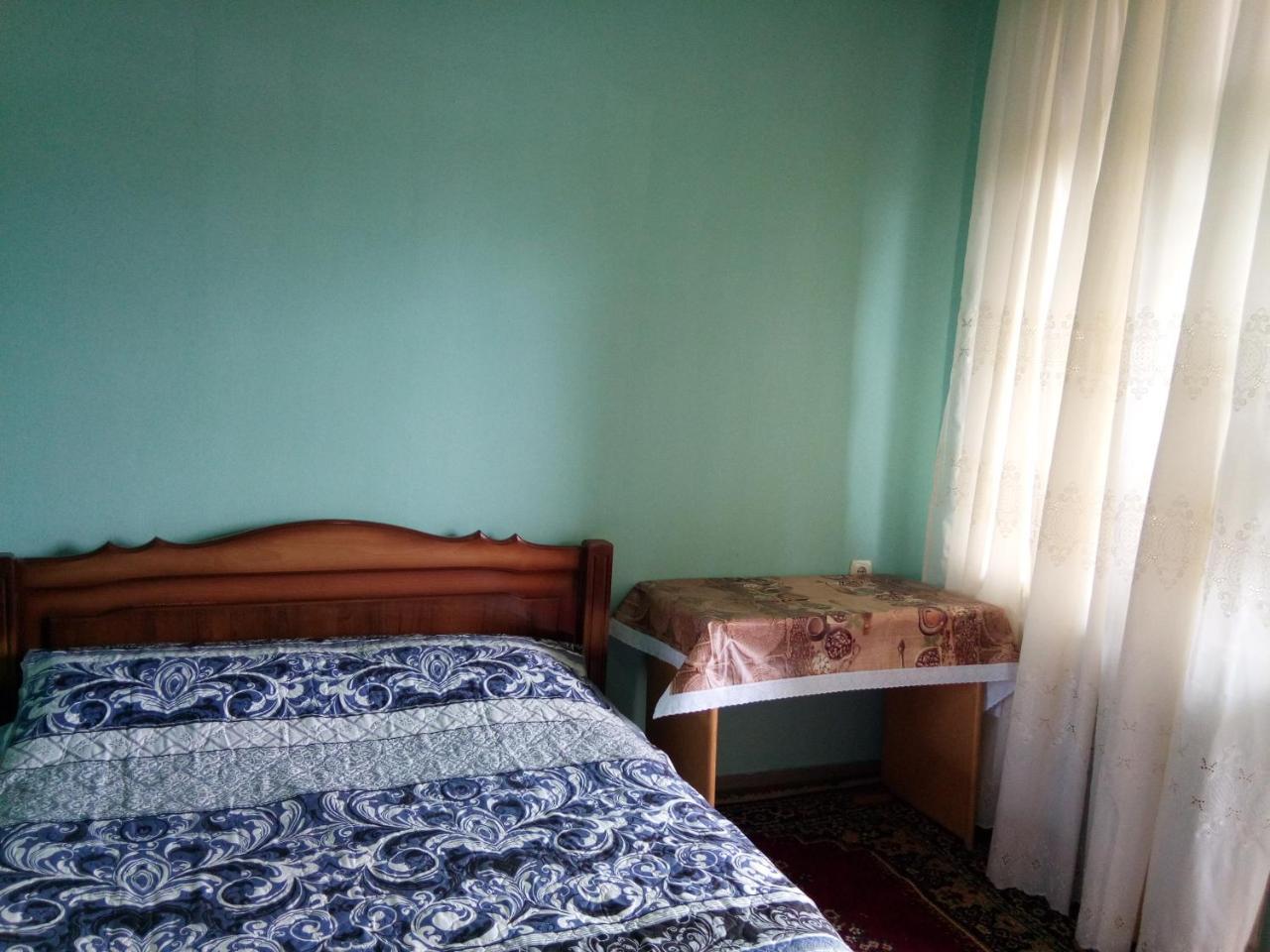 Room In The Centre Ереван Екстериор снимка